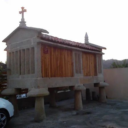 Casa de hóspedes O Canizo Hio